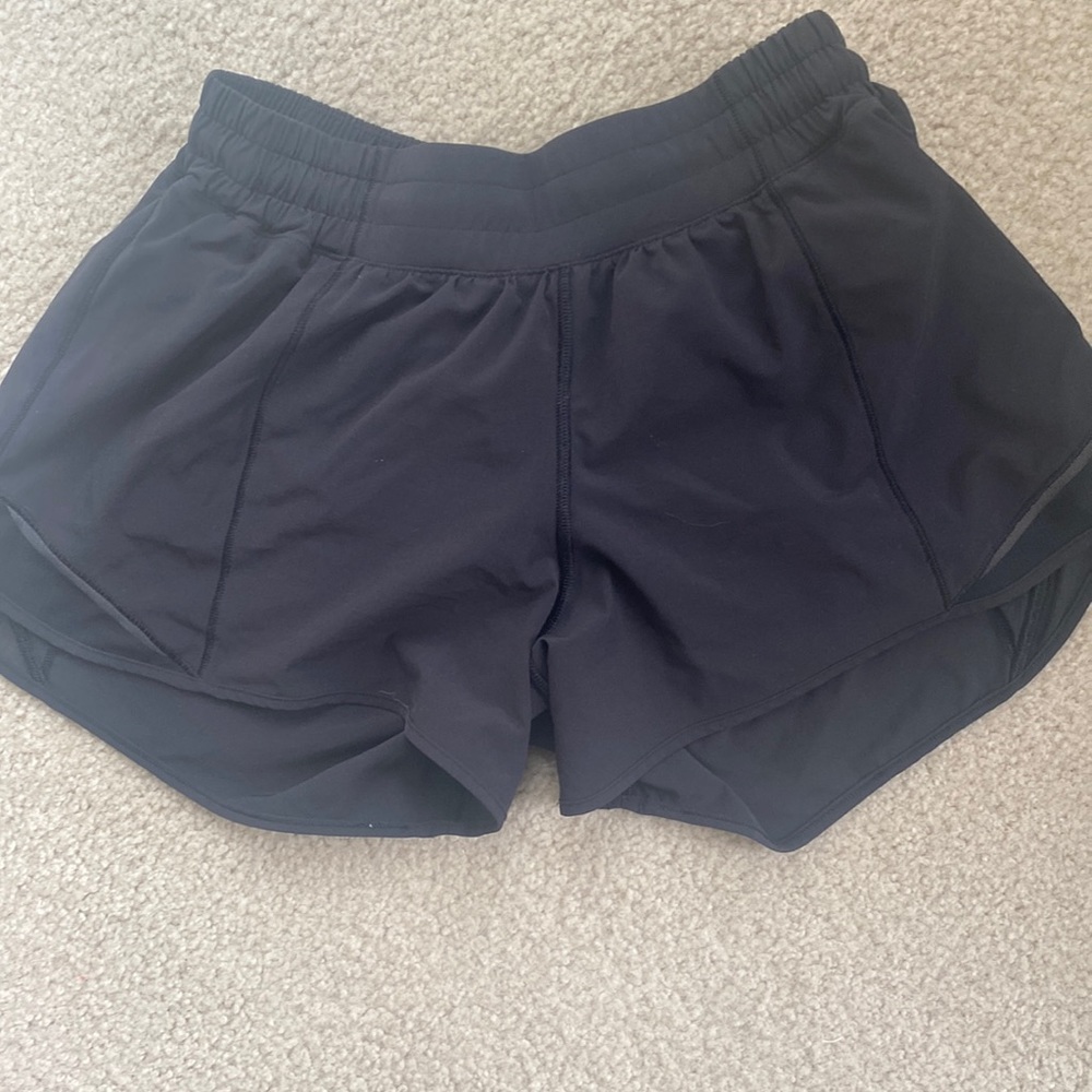 Black Lululemon Hotty Hot 4” Shorts